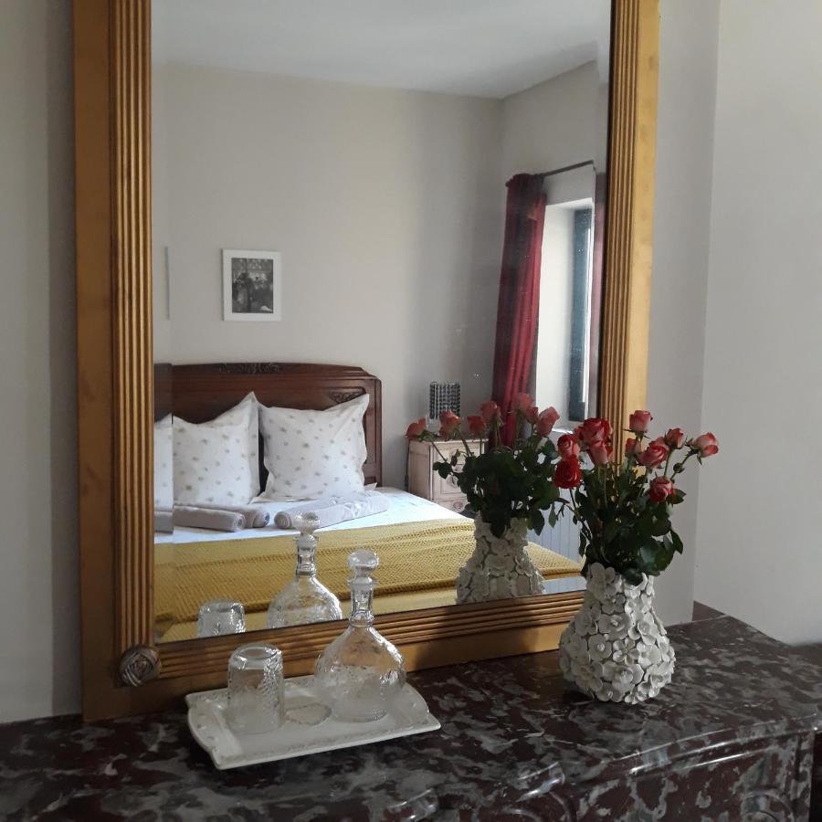 Sous Le Neflier Bed & Breakfast Nîmes Exterior foto
