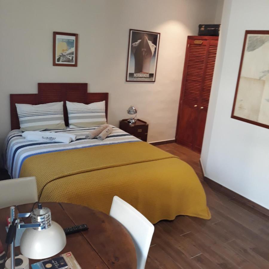 Sous Le Neflier Bed & Breakfast Nîmes Exterior foto
